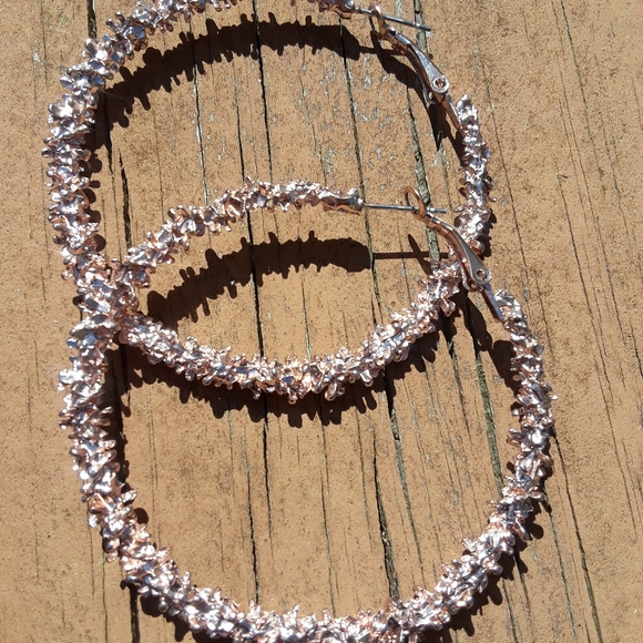 Earrings - Picture 2 of 2